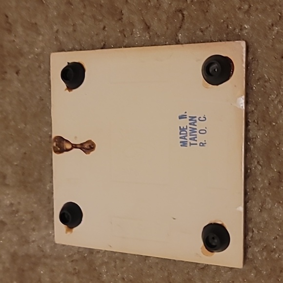 1970's Trivet - Picture 2 of 3